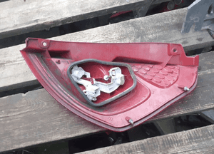 Tyl tylna lampa lewa ford fiesta MK7 4