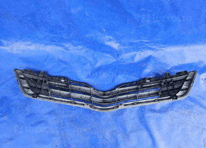 Toyota Verso 09-12 grill atrapa 1H2 4