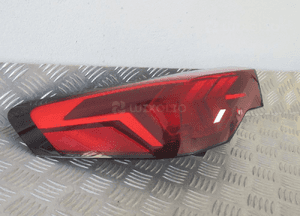 Lampa tylna tył lewa bmw X2 ii U10 led 2023 2