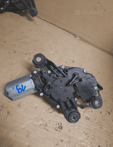 SILNICZEK WYCIERACZKI TYŁ GOLF V HB 0390201800 1