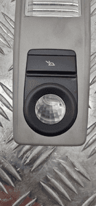 Bmw X3 F25 lampka podsufitki tył prawa 9216624 3