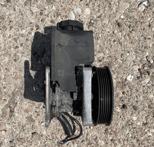 mercedes 2.0 benzyna m111 c clk slk cls e pompa wspomagania 6pk 5