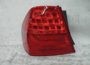 Bmw E90 lift led sedan cała lampa tylna lewa 1
