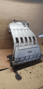 Kolektor ssący pod LPG Gaz VW Phaeton 3.2 VR6 022133203J 3