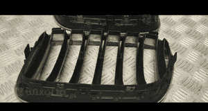 Bmw X3 F25 atrapa grill nerki komplet lewa prawa 7210726 7210725 16