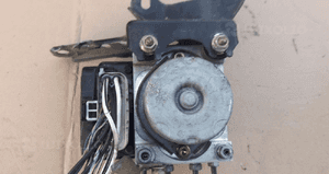 Toyota Yaris  1 I  pompa sterownik ABS 89541-52230  44510-0D011 0273004636 1