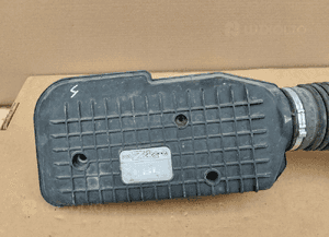 Obudowa filtra powietrza ford mondeo MK2 1.8 16V 98BB-9F763-BC 1