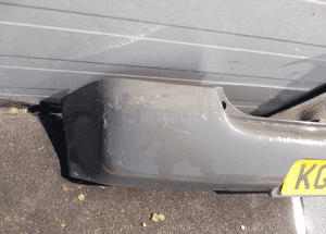 Toyota yaris i zderzak tył tylny 2