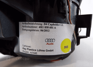 Audi A8 S8 D4 4H schowek uchwyt kubki zapalniczka 13