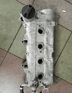 pokrywa zaworów nissan note 1.6 16v