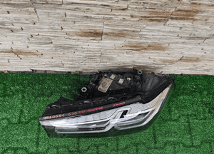 Lampa led adaptive bmw 5 G30 G31 lci 9850581 2