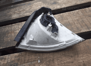 Tyl tylna lampa lewa volkswagen golf v 5