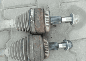 Mercedes W163 ML 2.7 CDI  półoś tył tylna prawa 4