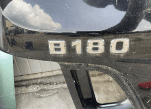 MERCEDES B 245 klapa tylna szyba lampy srebrna bezowa szara siłownik zamek klapy 8