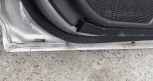 Mazda 626 GW Kombi  Drzwi tylne prawe lewe szyba w kolor  18G 8