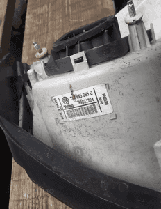Tyl tylna lampa lewa volkswagen golf v 4