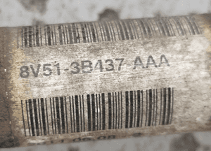 PÓŁOŚ lewa krótka Ford Fiesta Mk7 VI 1,25 1,3 8V513B437AAA 5