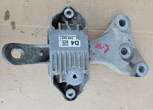 Opel Astra J 4 IV 2.0 CDTI poduszka silnika łapa 13248545 13248479 1