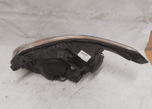 Przod przednia lampa prawa citroen C3 picasso 4