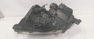 .  PRZOD PRZEDNIA LAMPA PRAWA TOYOTA AVENSIS T25 5