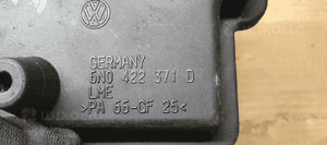 Zbiorniczek płynu wspomagania przewody VW Polo 6N2 6N0422371D 5