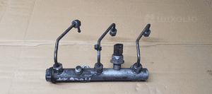 Listwa wtryskowa rurki czujnik Audi A6 C6 2.7 TDI 059130089AA 1