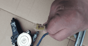 Mazda 323f ba  Podnośnik szyby Prawy  przód 6