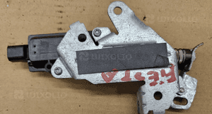 Ford Fiesta MK6 siłownik zamek klapy tył tylnej 2