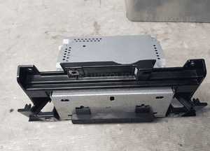 Radio cd fabryczne land rover discovery iv LRB200 AH22-18C815-CC 1