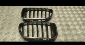 Bmw X3 F25 atrapa grill nerki komplet lewa prawa 7210726 7210725 2