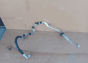 Przewód rurka klimatyzacji klimy VW Caddy III 1T0820743AA 1