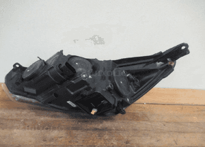 Lampa prawa przednia przód ford focus MK3 lift xenon 2014-2018 12