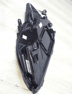 Lampa prawa przód ford focus ii fl 8M51-13100-AC 9