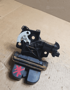 Zamek klapy tył audi A3 8P A4 B7 A6 C6 kombi nr 8P4827505C 3