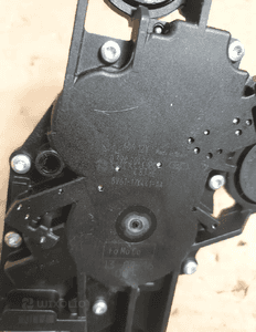 SILNICZEK WYCIERACZKI TYŁ FORD FOCUS MK3 nr 0390201205 / BV61-17K441-AA 3