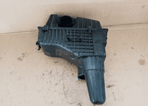 Obudowa filtra powietrza Citroen C5 1.8 16V 9636065180 3