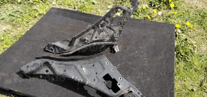 MERCEDES E 207 coupé belka strefy wzmocnienie okular strefa 15