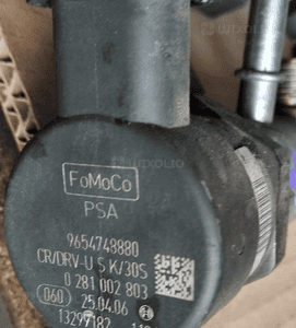 Peugeot 407 2.2 HDI listwa wtryskowa czujnik paliwa 9656917280 9654748880 3