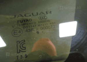Szyba boczna karoseryjna prawa jaguar xe 2015-2020 2