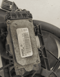 Ford Focus II oe 3M5H-8C607-RJ WENTYLATOR CHŁODNICY WIATRAK 3