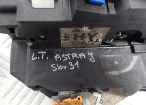 Zamek lewy tył opel astra j 4