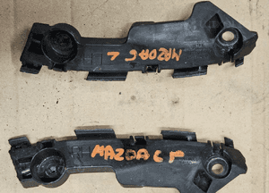 Mazda 6 GH slizg na blotnik przod prawy lewy 08-12 1