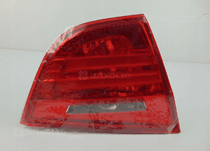 BMW 3 E90 LCI Lampa Tylna w Klapę Lewa - 11767 6