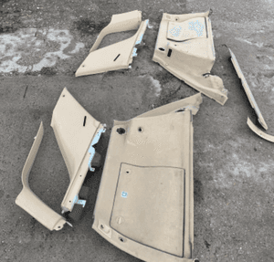 MERCEDES ml  164 boczki bagażnika  podłoga beżowe tył tylne 1