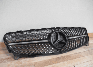 Grill gril atrapa mercedes a-klasa W176 amg lift 2015- 4