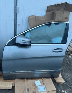 Mercedes W251 r klasa lift drzwi lewy przód C792 w kolor 1