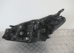 LAMPA PRZEDNIA PRZÓD PRAWA TOYOTA YARIS III 3 LIFT SOCZEWKA 2017-2020 23