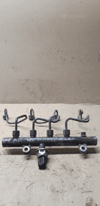 Listwa wtryskowa Peugeot 307 2.0 HDI 9645689580 2