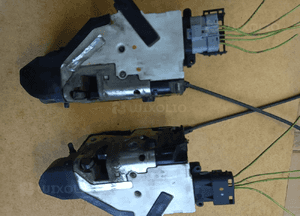 Citroen C3 Picasso zamek drzwi przod przedni prawy 4