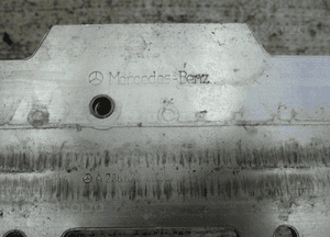 Mercedes A206 206 c klasa cała belka przednia przód 4